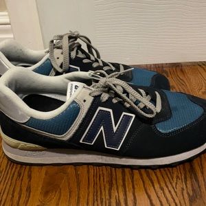 New Balance Men's 574 V2 Essential Size 11.5